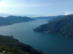 Lago_Maggiore_Vista_dalla_cima_del_Monte_Borgna_credit_photo_www.vmrunning.com