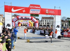 Kipkemboi_maratona_s_Antonio_Padova_2015_photo_Photosprint