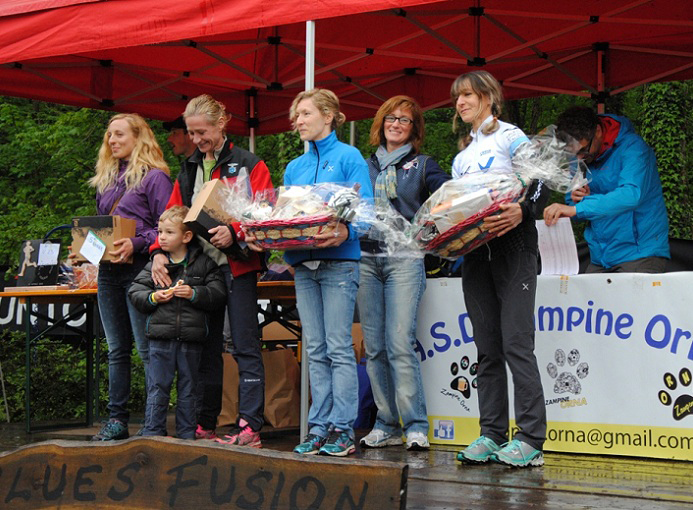Orna_Trail_2015_podio_f_foto_Valetudo_skyrunning_rosa