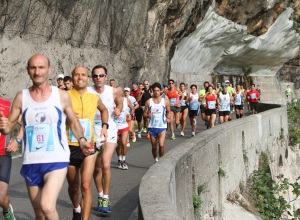 maratona_dell_acqua_2013_rosa_associati_2013_Lago_Iseo_photo_organizzazione