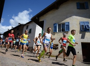 Castello_di_Fiemme_Ginkgo_Stafetten_2013_Partenza_ph_credit_Luigi_Piazzi