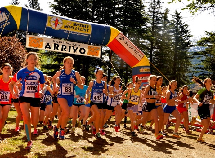 Sondalo_maggio_2015_campionato_italiano_giovanile_corsa_in_montagna_photo_credit_Fausto_Compagnoni (2)