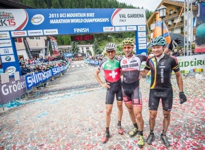 Sellaronda_Hero_2015_Valgardena_mountain_bike_01_podio_m