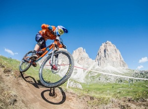 Sellaronda_Hero_2015_mountain_bike_enduro_02_ph_www.wisthaler.com