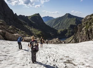 In_viaggio_sulle_orobie_2015_trekking_gruppo_neve