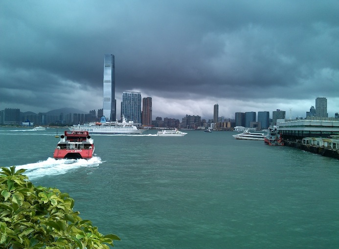 Hong_Kong_2015_vista_su_Hong_Kong_photo_credit_Valetudo_Skyrunning_Italia