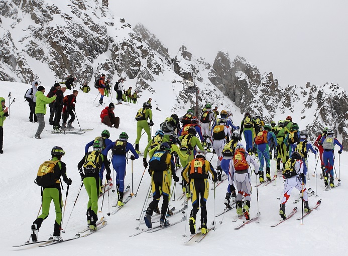 Adamello_ski_raid_junior_2014_passaggio_skialp-ph-Pegasomedia