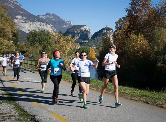 Garda-Trentino-Half-Marathon-2015-photo-credit-Matteo-Bridarolli (2)