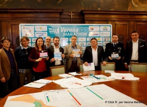 verona-marathon-2015-presentazione-flavio-tosi-ph-roberto-passerini