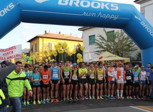 maratona-di-pisa-2014-start-brooks-ph-