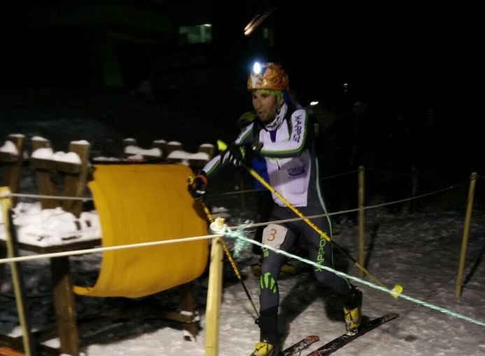 montecampione-2016-skialp-sci-e-luci-nella-notte (01) Fabio Bazzana