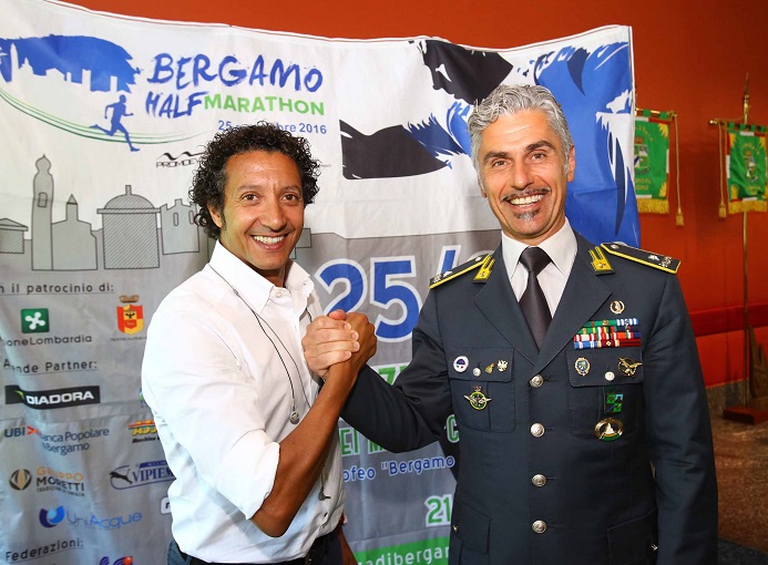 conferenza-stampa-Mezza-Maratona-di-Bergamo-2016_Bourifa_Pomponi_photo-credit-Marco-Quaranta-12