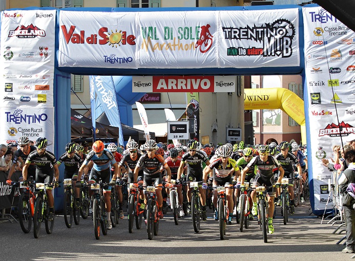 val_di_sole_marathon_male_2016_mtb_partenza_ph_newspower