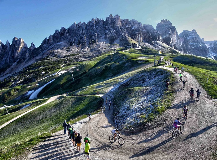 hero_suedtirol_dolomites_2016_mtb_ciclismo_freddy_planinschek_03