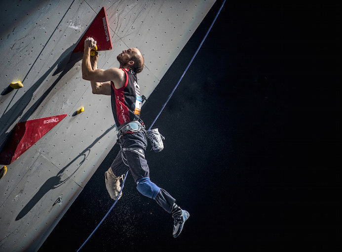 Albert Guardia Ferrer in azione al World Championship Climbing and Paraclimbing Paris 2016