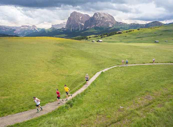 Mezza-Maratona-Alpe-di-Siusi_ph_credit_Alpe-di-Siusi-Marketing_Indio-1