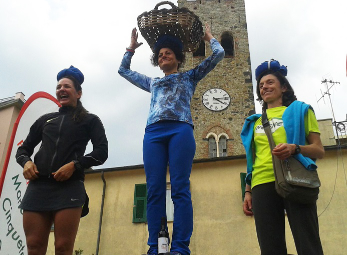 cinzia bertasa sciacchetrail 2017 cinque terre