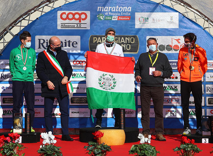 premiazione campionati italiani maratona a Reggio Emilia