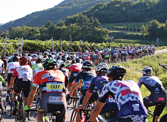 granfondo Leggendaria Charly Gaul gruppo