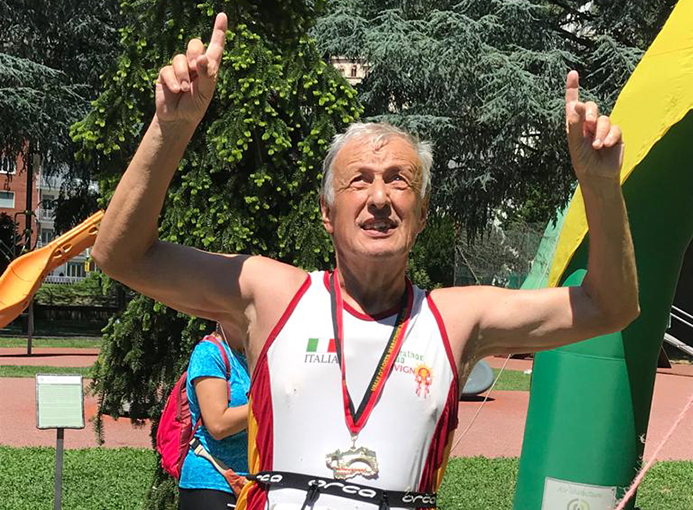 luciano ferrari dedica a don roberto malgesini