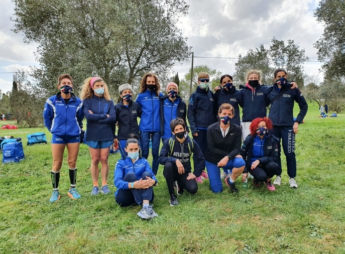 Atletica Paratico Campi Bisenzio gruppo femminile