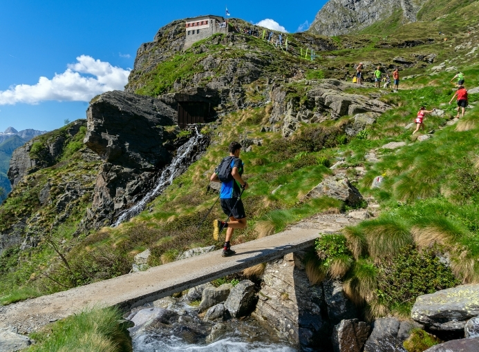 orobie vertical rifugio coca