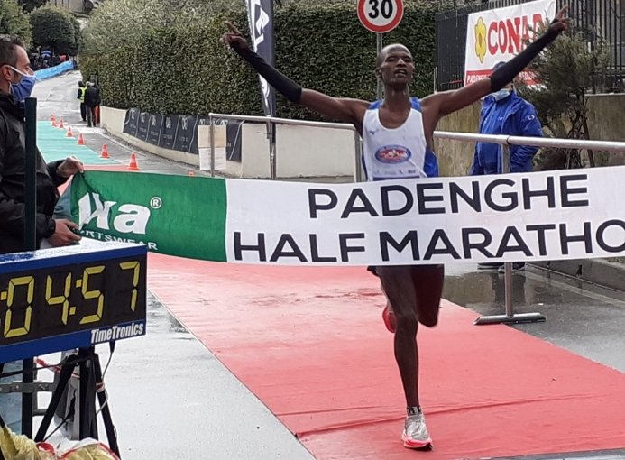 Padenghe Half Marathon Peter Mwaniki Njeru