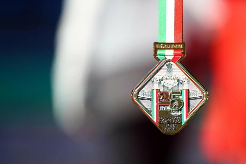 maratona reggio emilia medaglia 2021