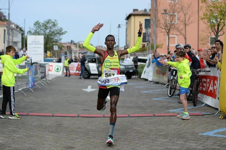 Respira il mare 2023 Bibione il vincitore Lelgen Lolkurraru