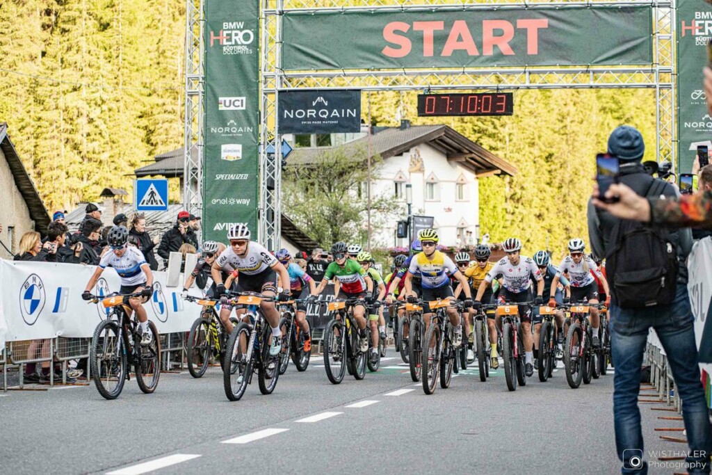 Hero Sudtirol Dolomites 2023 partenza marathon mtb