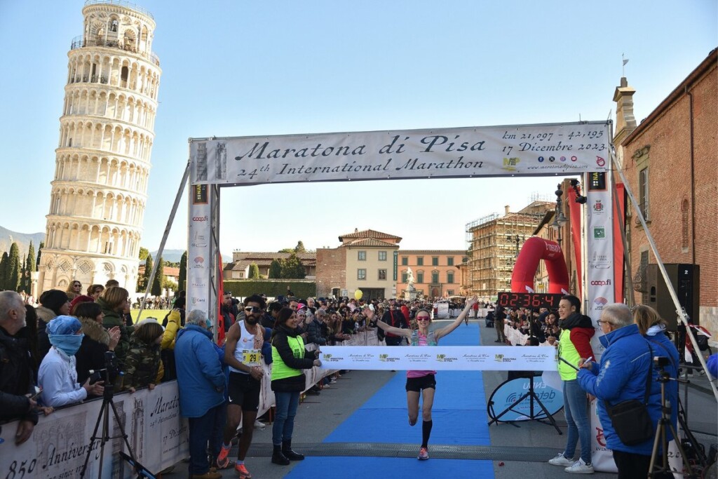 maratona di pisa 2023 vincitrice Jemima Farley