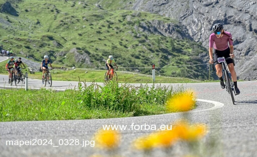 Restelvio 2024 foto Bormio Stelvio corsa e ciclismo
