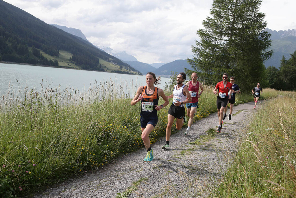 Giro Lago di Resia running