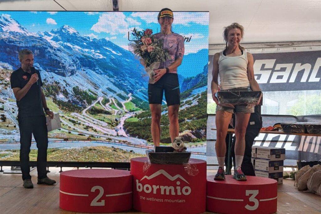 OM.CC Officine Mattio Cycling Club Martina Cavallo Granfondo Stelvio Santini 2025 ciclismo