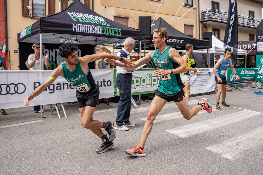 campionato-italiano-staffetta-casnigo-2025-luca-magri-andrea-elia-cambio-staffetta