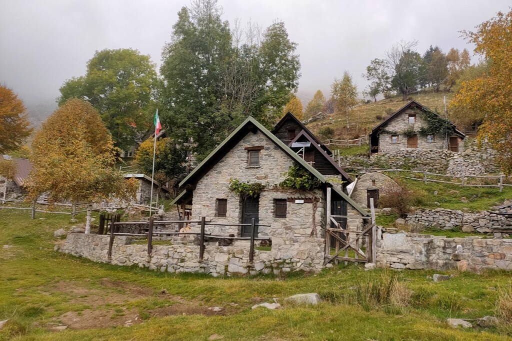 trail monte casto andorno micca autunno