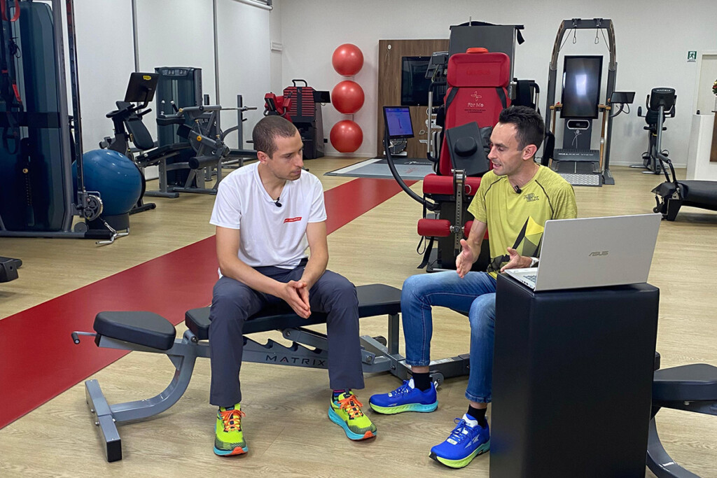 Carlo Salvetti e Alex Baldaccini durante la registrazione dei contenuti di Born to Trail al Centro Medico ForMe.