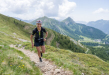 Trail del Centenario: Minoggio riscrive la 50 km, Lamberti guida la gara femminile Giulia Lamberti in gara al Trail del Centenario 2026 sui sentieri di Foppolo durante la prova femminile della 50 km in Alta Valle Brembana