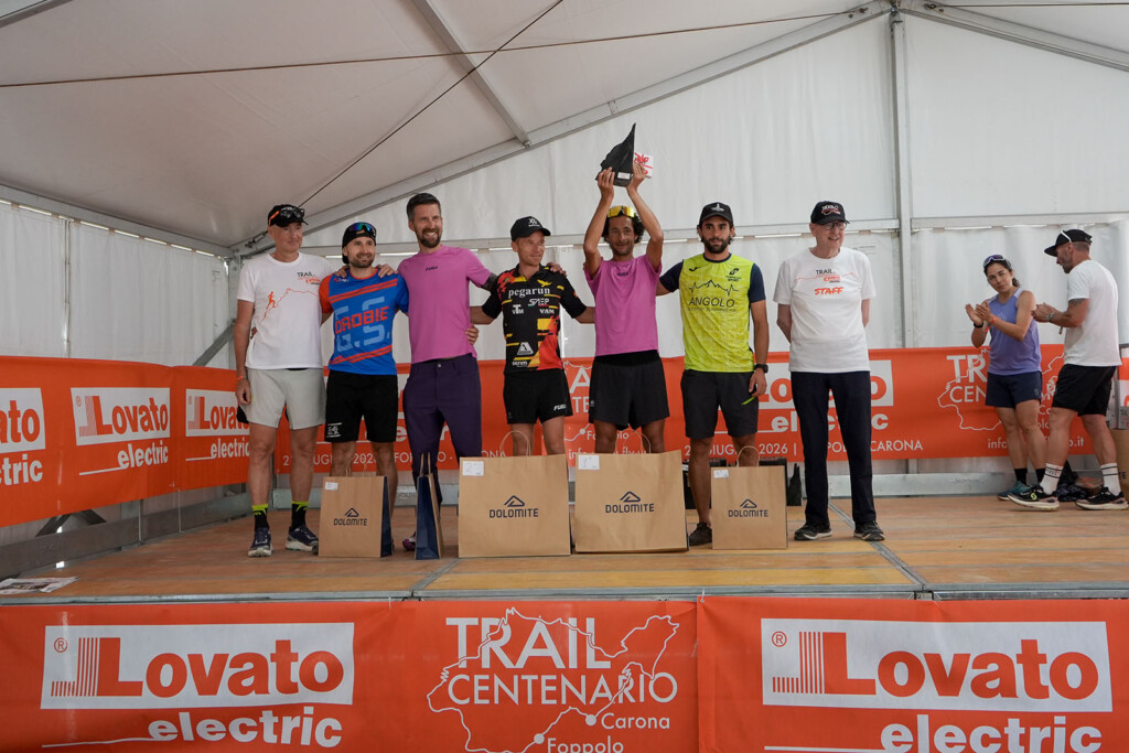Premiazione della 50 km del Trail del Centenario 2026 con Cristian Minoggio vincitore a Foppolo