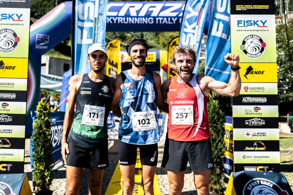 Diego Rossi, Paolo Bonanomi e Davide Spini sul podio maschile della Via del Bitto Trail 2026 a Rasura
