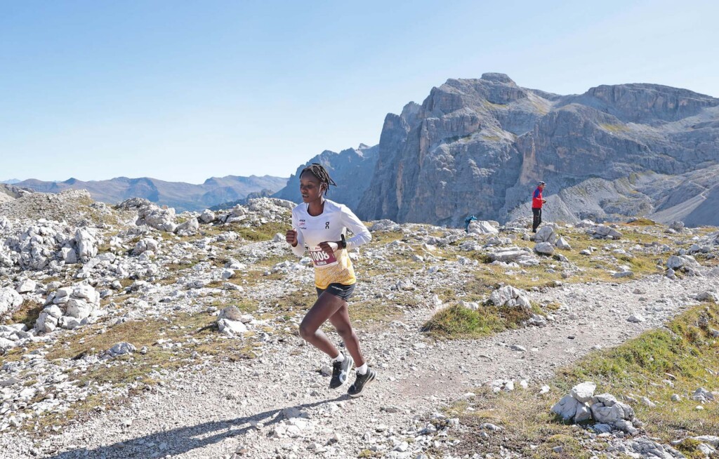 Gloria Chebet in gara alla Südtirol Drei Zinnen Alpine Run 2026