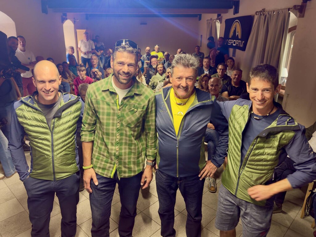 Emrik Favre, William Bon Mardion, Adriano Favre e François Cazzanelli alla presentazione del Trofeo Mezzalama 2027