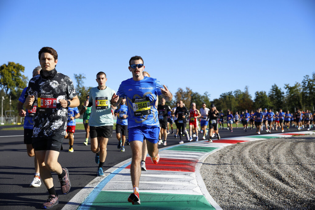 Monza Half Marathon 2025 gruppo